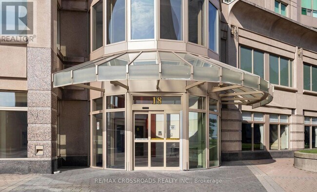 18 Lee Centre Dr in Toronto, ON - Building Photo - Building Photo