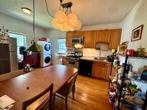 100 Summer St, Unit 3 in Boston, MA - Building Photo - Building Photo