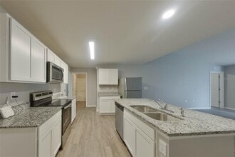 9135 Aegean Cir in Lehigh Acres, FL - Building Photo - Building Photo