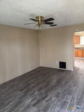 104 E Washington Ave in Copperas Cove, TX - Building Photo - Building Photo
