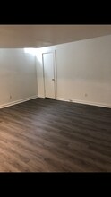 872 Clifton Crest Ter in Cincinnati, OH - Building Photo - Building Photo