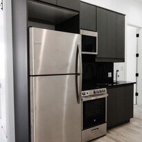 2467 Hoffman St in Bronx, NY - Building Photo