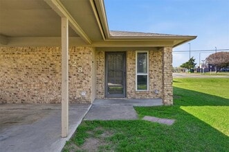 128 Meador Ln in Burleson, TX - Building Photo - Building Photo