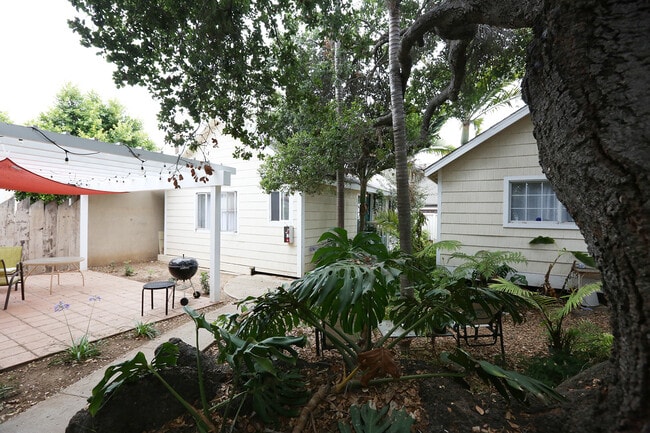 319 W Anapamu St in Santa Barbara, CA - Building Photo - Building Photo