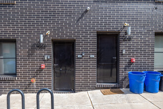 2553 Montrose St in Philadelphia, PA - Building Photo - Building Photo