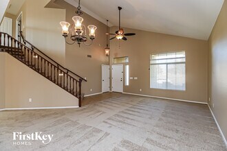 2403 W Quick Draw Way in San Tan Valley, AZ - Foto de edificio - Building Photo