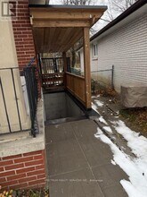 10 Elrose Rd in Brampton, ON - Building Photo - Building Photo