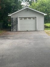 28 Gentry Rd in Weyers Cave, VA - Foto de edificio - Building Photo
