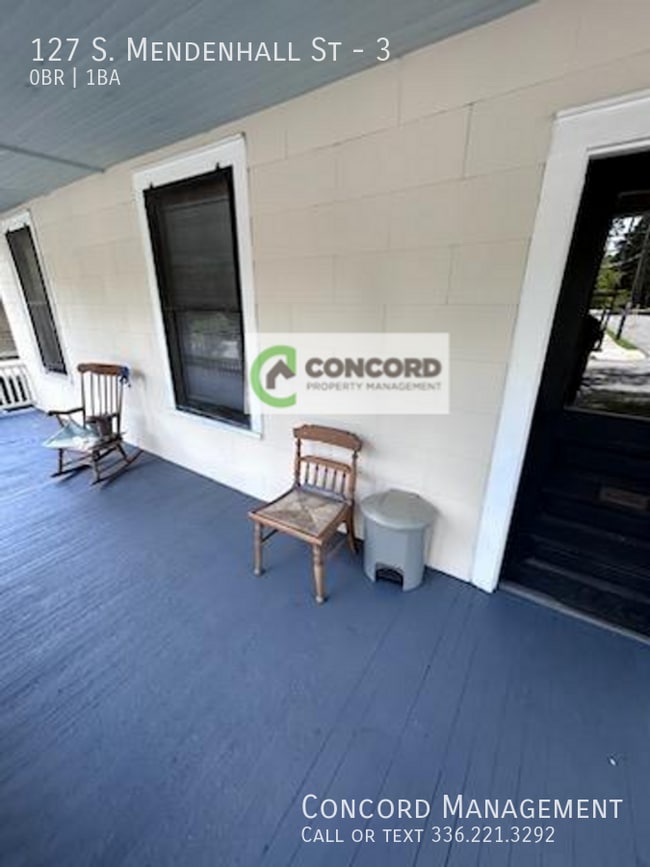 127 S Mendenhall St in Greensboro, NC - Building Photo - Building Photo