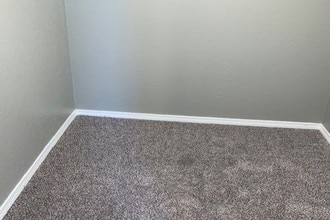 Summit Ridge 168 OK in Lawton, OK - Foto de edificio - Interior Photo