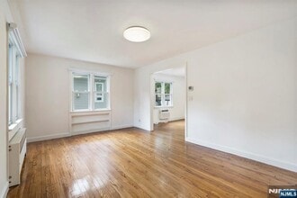 181 5th St in Cresskill, NJ - Building Photo - Building Photo