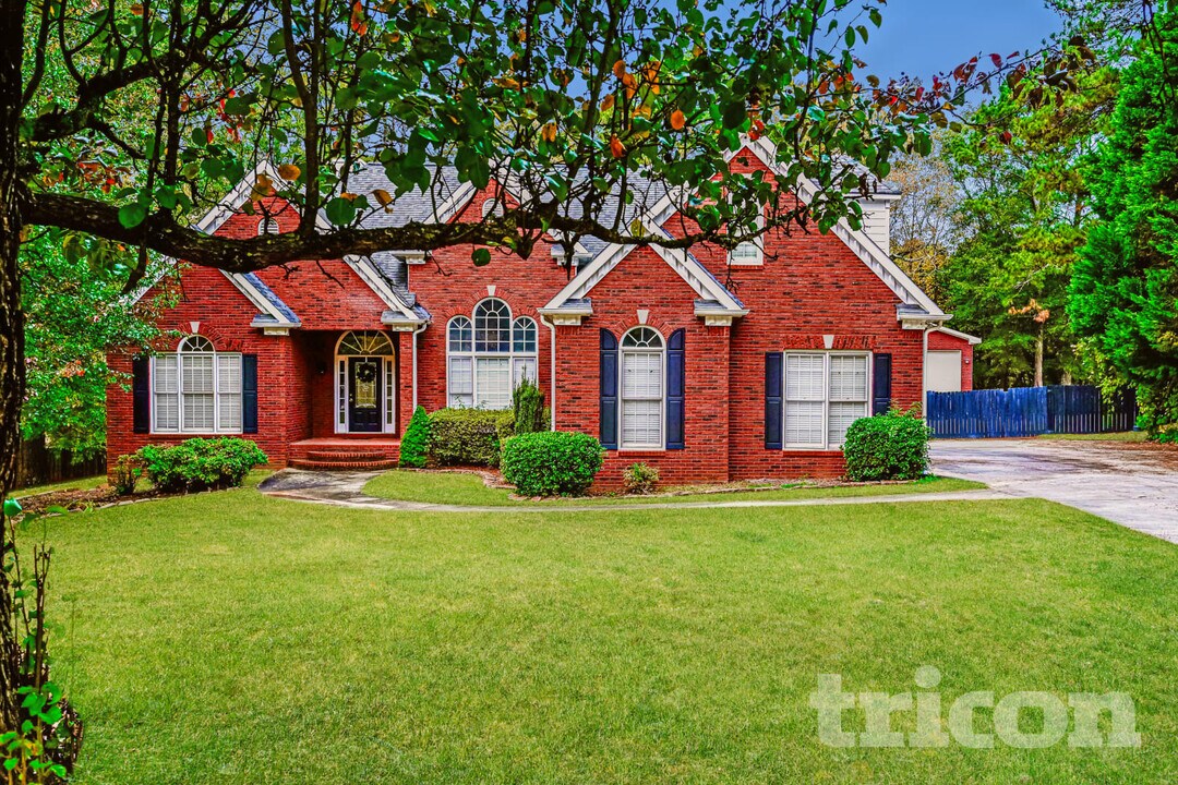 80 Pecan Ln in Oxford, GA - Foto de edificio