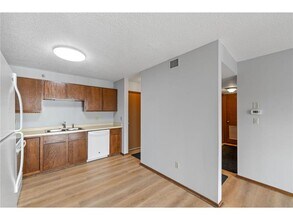 121 Washington Ave S in Minneapolis, MN - Building Photo - Building Photo