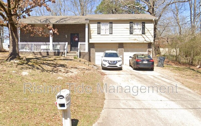 property at 628 16th Ave NW