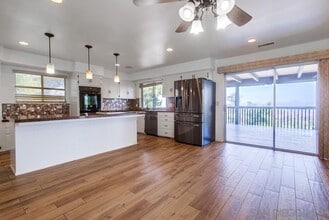 145 La Cresta Heights Rd in El Cajon, CA - Building Photo - Building Photo