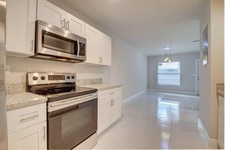 2201 NE 3rd Ave, Unit 2201 in Delray Beach, FL - Foto de edificio - Building Photo