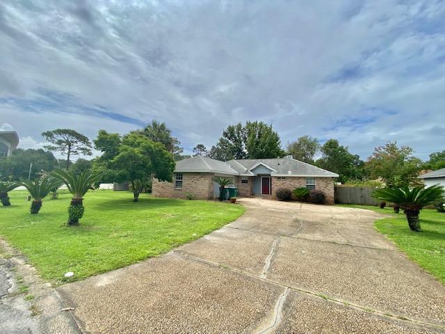 101 Meadow Woods Ln