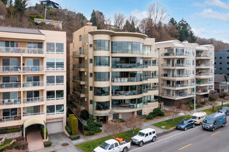 1200 Alki Ave SW in Seattle, WA - Building Photo - Building Photo