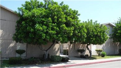 Garvey Apartments in West Covina, CA - Building Photo - Building Photo