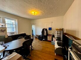 190 Kelton St, Unit 12 in Boston, MA - Building Photo