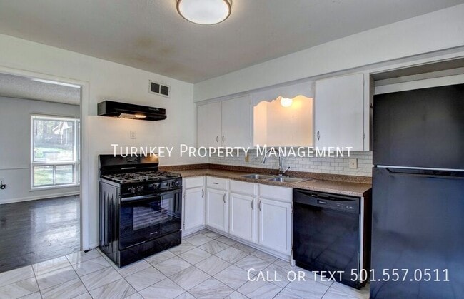 20 S Wakefield Dr in Little Rock, AR - Building Photo - Building Photo