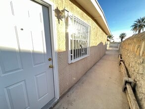 2713 Fir St in El Paso, TX - Building Photo - Building Photo