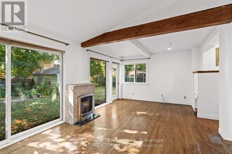 131 Acacia Ave in Ottawa, ON - Building Photo - Building Photo