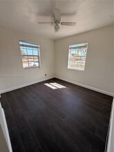 5230 SW 116th Ave in Miami, FL - Foto de edificio - Building Photo