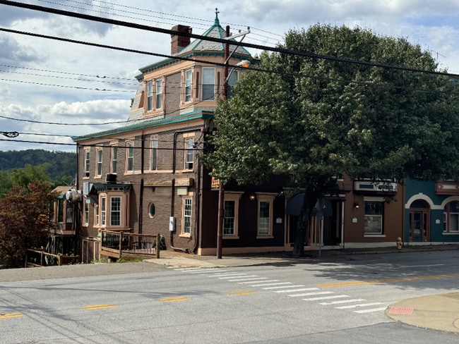 property at 751 Main St