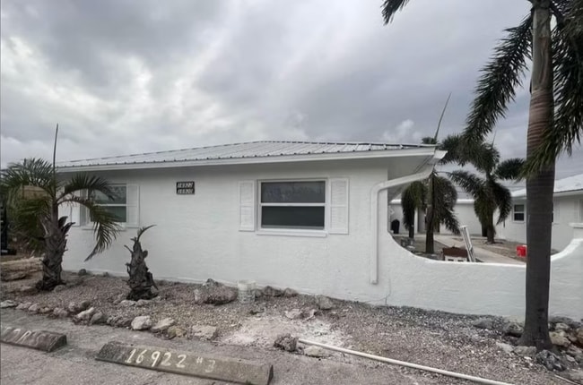 16910 Carmen Ave in Ft. Myers, FL - Building Photo - Building Photo