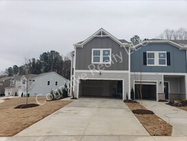280 Brook Farm Ln in Fuquay Varina, NC - Building Photo
