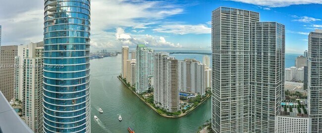 property at 200 Biscayne Boulevard Way