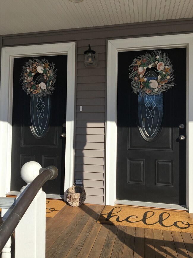 33 Agate Ave Apartments and Nearby Worcester Apartments For Rent