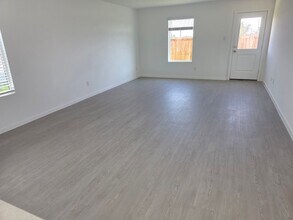 12148 Morgan Dr in Aubrey, TX - Building Photo - Building Photo