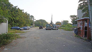 1 Brooklyn Bay Condominiums in Brooklyn, NY - Building Photo - Building Photo