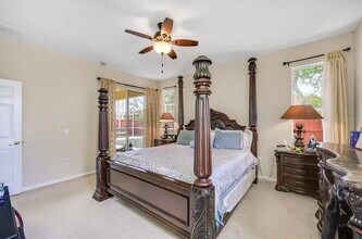 19151 Dove Creek Dr in Tampa, FL - Building Photo - Building Photo