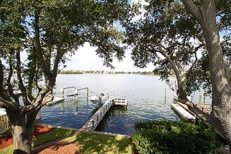 517 20th Ave in Indian Rocks Beach, FL - Building Photo - Building Photo