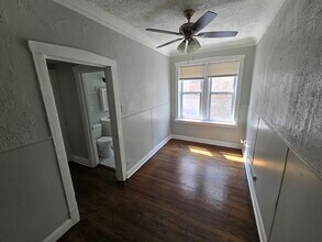 4749 N Monticello Ave-Unit -1B in Chicago, IL - Building Photo - Building Photo