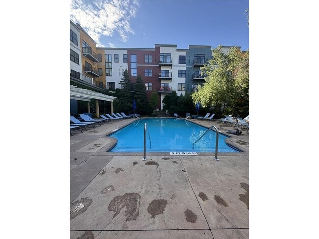 4525 Park Commons Dr in Minneapolis, MN - Building Photo - Building Photo