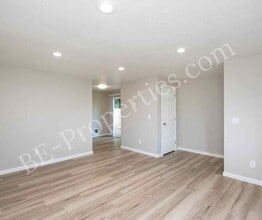 1412 S 14th St in Tacoma, WA - Building Photo - Building Photo