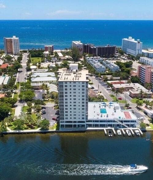 property at 1505 N Riverside Dr