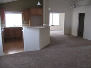 3754 W Bedrock Dr in Meridian, ID - Building Photo - Building Photo