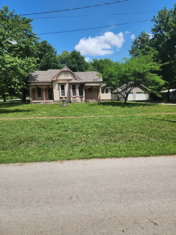 property at 524 Juniatta St