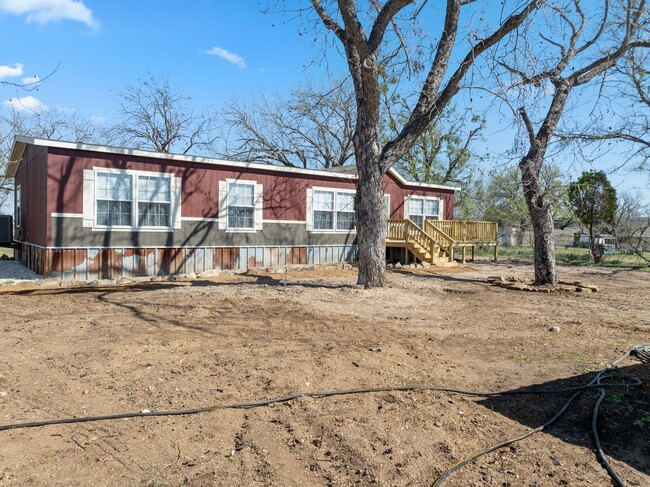 property at 16712 US-281