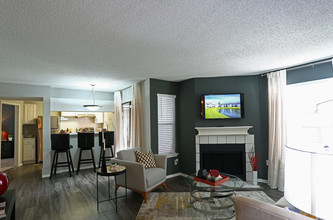 Northgreen at Carrollwood in Tampa, FL - Building Photo - Interior Photo