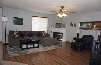 9713 NW 26th Ct in Vancouver, WA - Building Photo - Building Photo