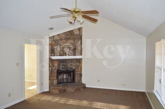 6045 Holly Heights Cove in Millington, TN - Building Photo - Building Photo