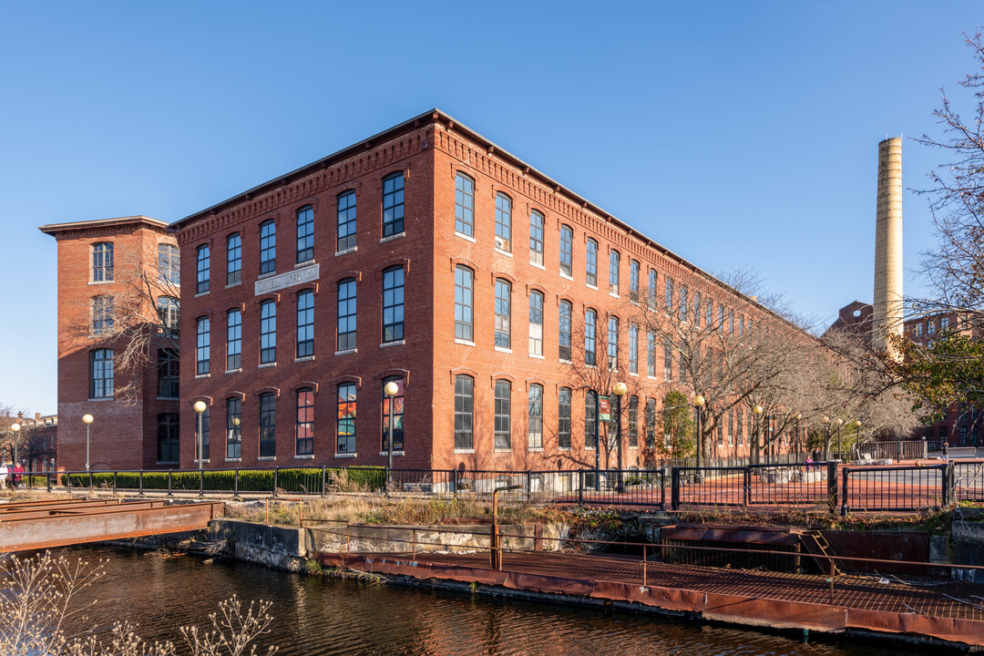 Market Mill in Lowell, MA - Building Photo