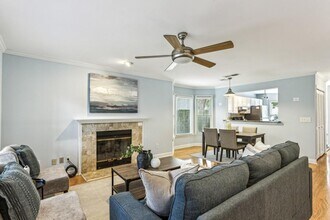 1002 Defoors Landing NW in Atlanta, GA - Building Photo - Building Photo