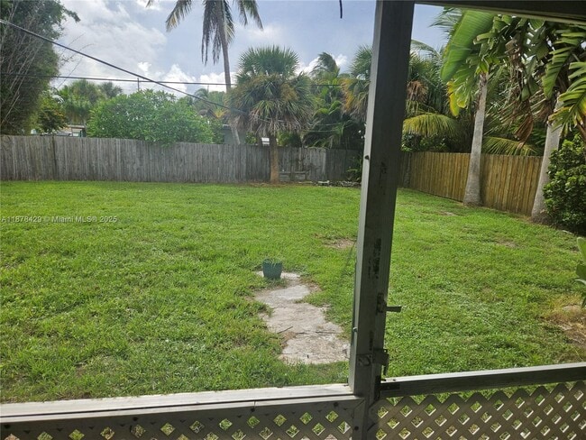 307 Hernando St in Fort Pierce, FL - Building Photo - Building Photo